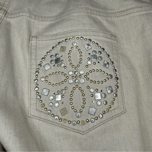 ST. JOHN Rhinestone Bedazzled Pocket Cream Boot Cut Kick Jeans - Picture 7 of 8
